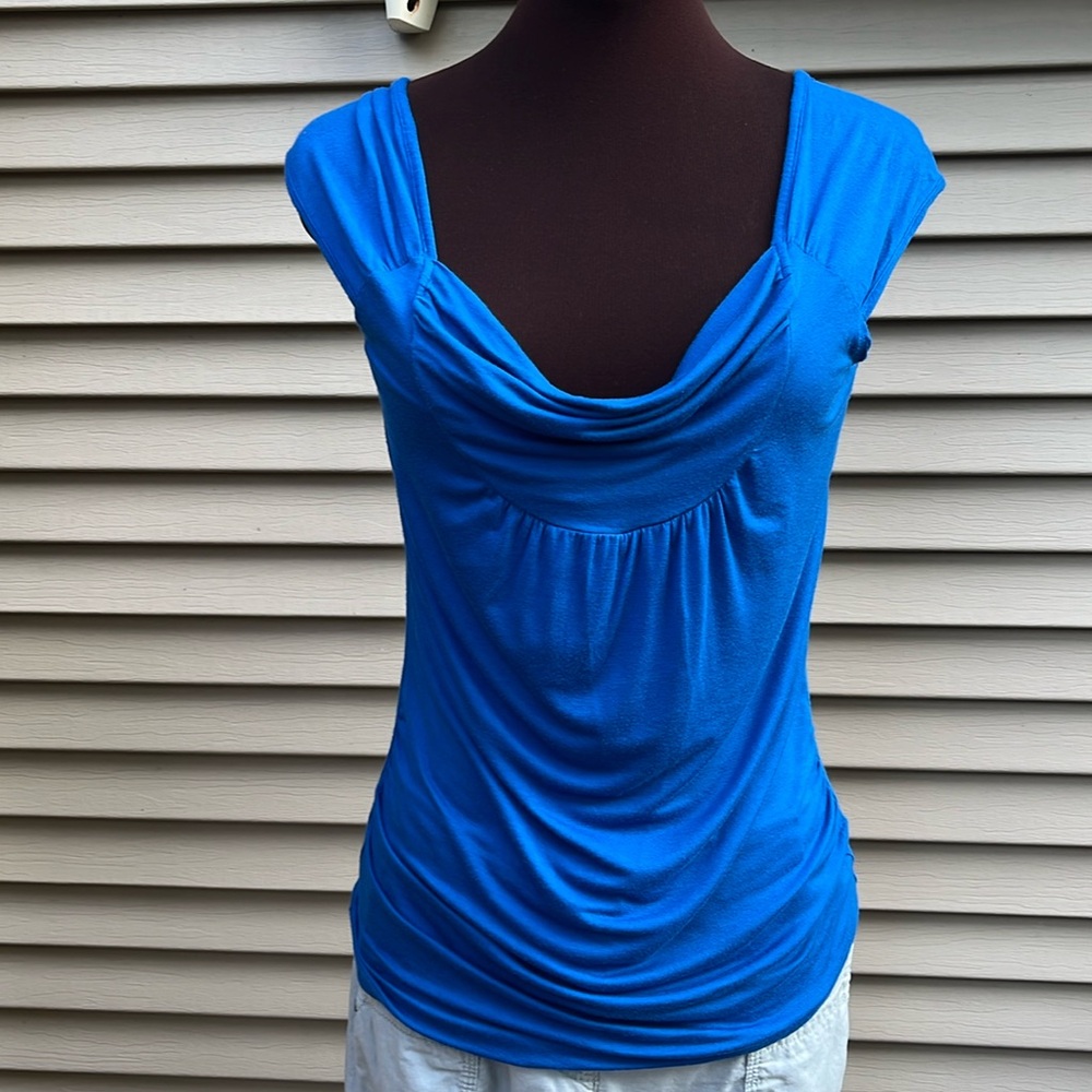 Mixit t-shit with high/low neck and ruching size small.